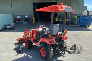 Kubota   BX2660 4WD Tractor