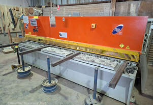 AM Machinery 3.2m x 6mm Hydraulic Swing Beam Guillotine
