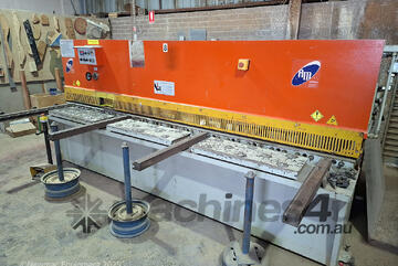 AM Machinery 3.2m x 6mm Hydraulic Swing Beam Guillotine