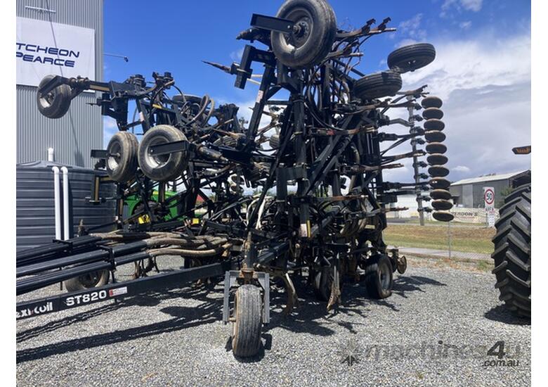 2017 Flexi-Coil ST820 Air Drills