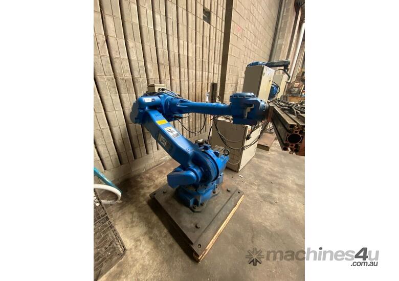 Motoman UP50 Industrial Robot