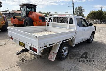 2019 Nissan Navara RX 4x2 Extra Cab Diesel Manual