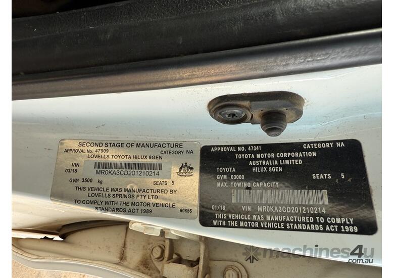 2018 Toyota Hilux SR Dual Cab 