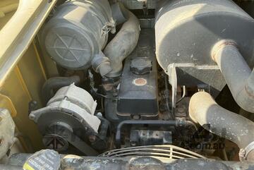 John Deere 270 Wheeled Skid Steer