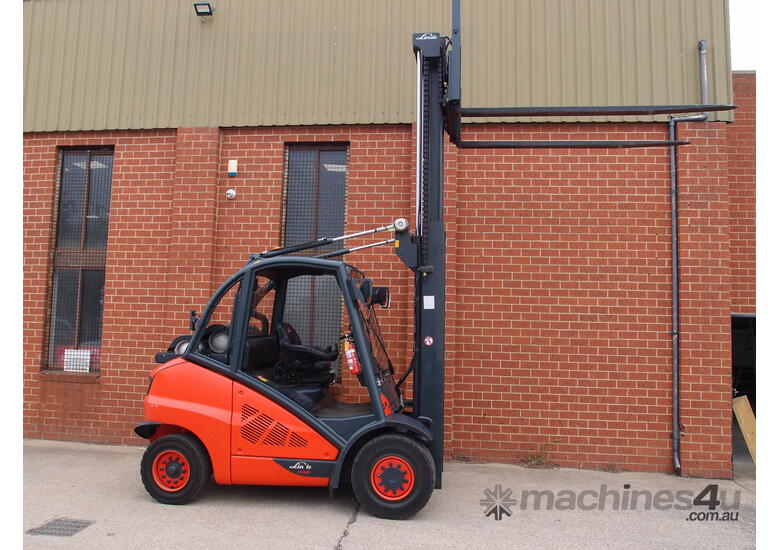 MUST SELL – 2011 Linde 394-01 5T Forklift | Low Hours & High-Spec! 
