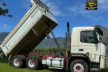 2004 Volvo FM12 Steel Bin Tipper Truck, E.M.U.S TS925
