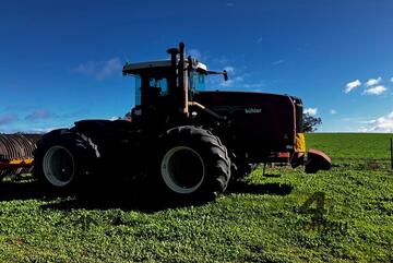 2010 Versatile Buhler 400 4wd Tractors