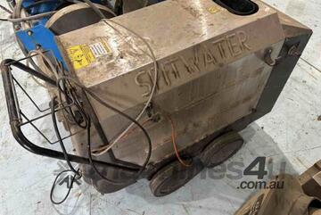 Spitwater SW151 Hot/Cold Pressure Washer