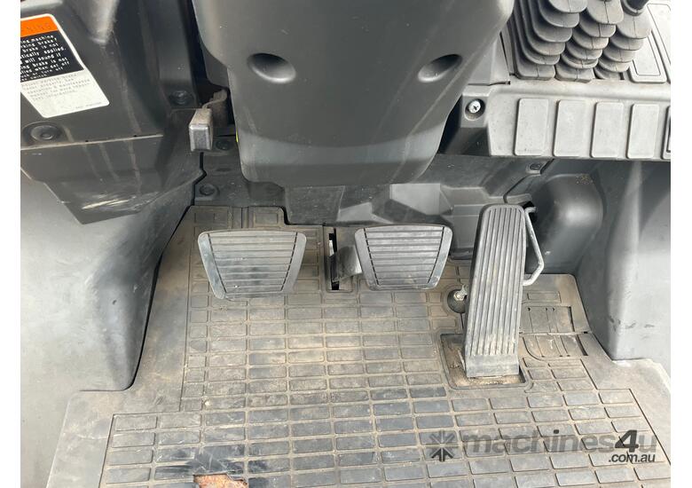 2023 Caterpillar DP25NT Forklift