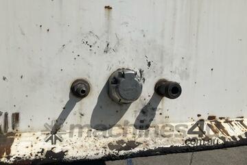 2005 Vawdrey VB S3 Tri Axle Drop Deck Curtainsider B Trailer