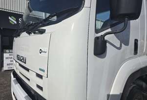 2011 Isuzu FVD 1000 6x2 Tilt Tray (Auto) (Ex Coates Hire)