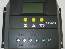 SDS Intelligent Solar Charge Controller - CM6024Z - picture0' - Click to enlarge