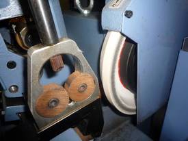 RV516 VALVE SEAT GRINDING MACHINE - picture1' - Click to enlarge