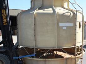 2 large coolboy cooling towers CB 125-89-C3202 - picture0' - Click to enlarge