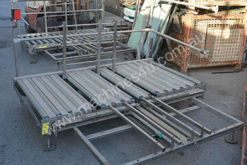 Powered roller conveyor 750mm x 1850mm