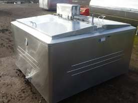 STAINLESS STEEL TANK, MILK VAT 1650 LT - picture1' - Click to enlarge