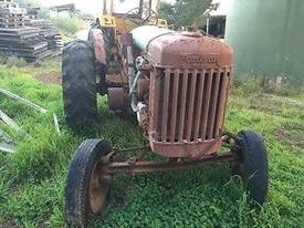 FORDSON TRACTOR E27N L Petrol/Kero - picture1' - Click to enlarge