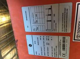 BT Reach Truck / 150cm Tynes / 2017 New Battery - picture4' - Click to enlarge