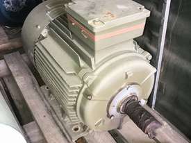 30 kw 40 hp 4 pole 415 v IP66 Electric Motor - picture0' - Click to enlarge