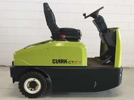 Clark CTX70 Tow Tractor - Electric 3 Wheeler - picture0' - Click to enlarge