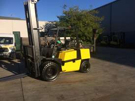 4.5T Counterbalance Forklift - picture0' - Click to enlarge
