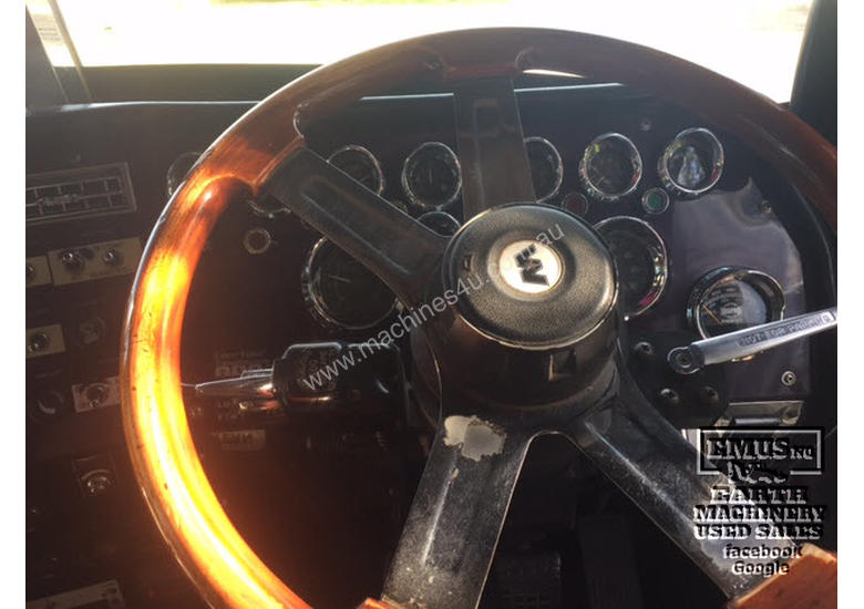 caption Western Star Heritage, 120ton rated, full engine rebuild.