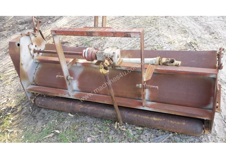 caption TPL LAWN VERTI MOWER