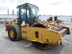 CATERPILLAR CS76 Vibratory Roller - picture2' - Click to enlarge