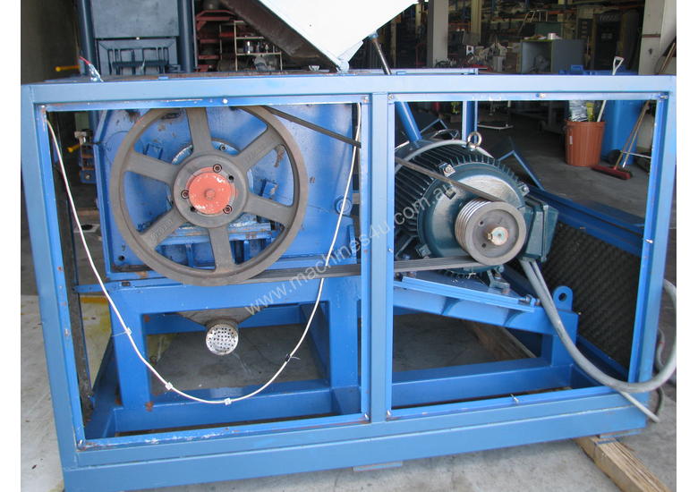 caption Industrial Heavy Duty Plastic Granulator 50HP