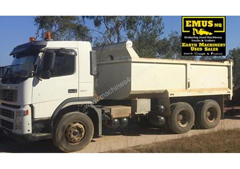 caption Volvo FM9 Tipper & Super Dog Combo, very neat. EMUS NQ