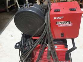Lincoln PowerPlus II 350 Mig Welder - picture0' - Click to enlarge