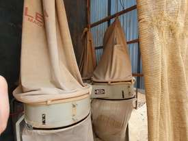 4 Bag Dust Collector - picture0' - Click to enlarge