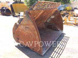CATERPILLAR 3.5 CU/M HIGH DUMP Wt   Bucket - picture0' - Click to enlarge
