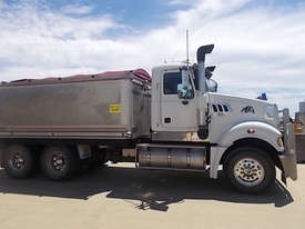 Mack TRIDENT Tipper Truck - picture1' - Click to enlarge