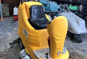 Adiatek Saphire 85 Ride on Scrubber 57 hours