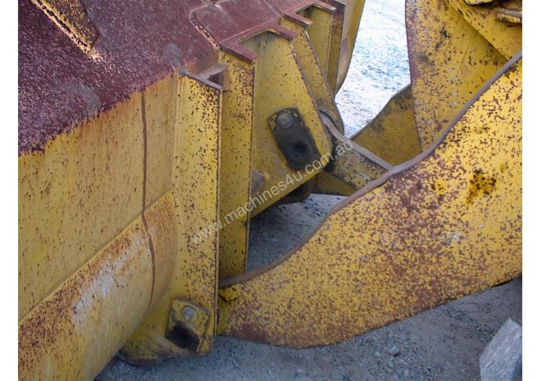 caption Wheel loader Foton FL958G