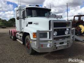 2000 Mack CH Fleet-Liner - picture0' - Click to enlarge