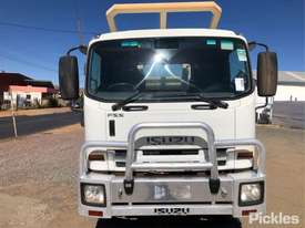 2012 Isuzu FSS550 - picture1' - Click to enlarge