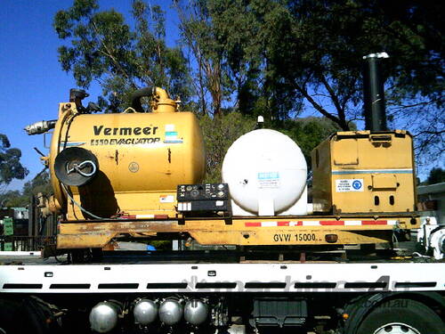 E-550 Vermeer vac unit , 35hp deutz powered  water tank and vac tank