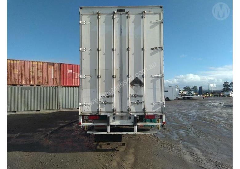 caption Volvo FE