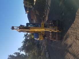New Holland E55BX 5.5T Excavator - picture2' - Click to enlarge