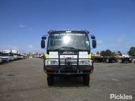 2001 Isuzu FTS750 - picture1' - Click to enlarge