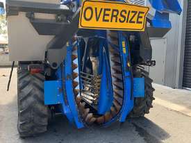 Used Braud VX680 Harvester - picture2' - Click to enlarge