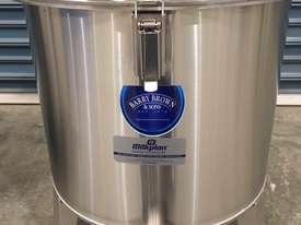 200ltr NEW SIngle Skin Stainless Steel Food Grade Tank,  - picture1' - Click to enlarge