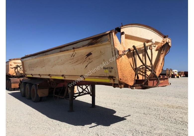 caption 2010 ROAD WEST TRANSPORT EQUIPMENT RWT TRI350 SIDE TIPPER TRAILER
