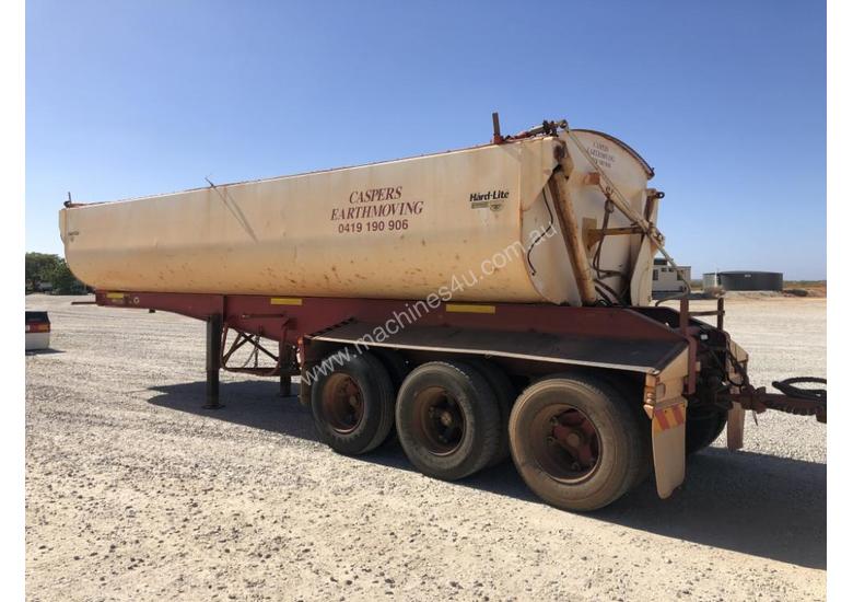 caption 2010 ROAD WEST TRANSPORT EQUIPMENT RWT TRI350 SIDE TIPPER TRAILER