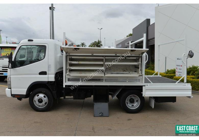 caption 2007 MITSUBISHI CANTER 7/800 Service Vehicle Tray Top