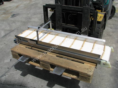 Stainless Steel Motorised Incline Belt Conveyor - 1.4m long