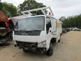 2006 Isuzu NPR 75 Wrecking Stock #1729 - picture0' - Click to enlarge