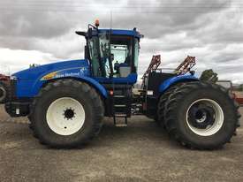 New Holland T9060 4WD SA - picture2' - Click to enlarge